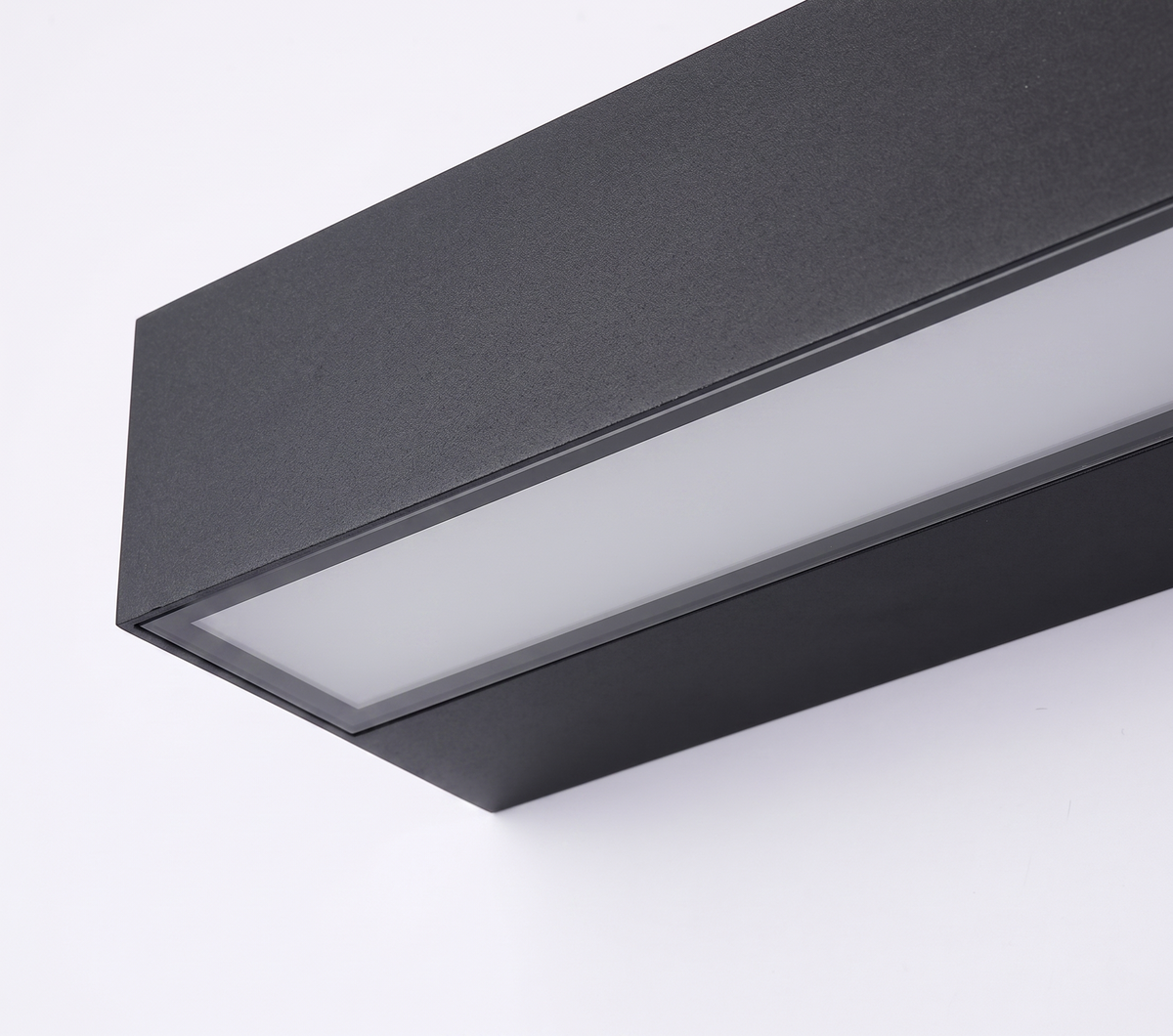 Wall Light | CHESTER - Körven Studio