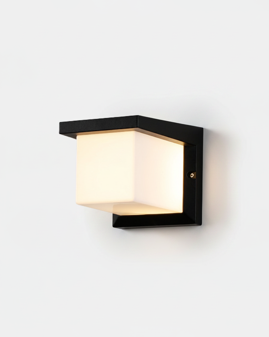 Wall Light | GOLDI - Körven Studio