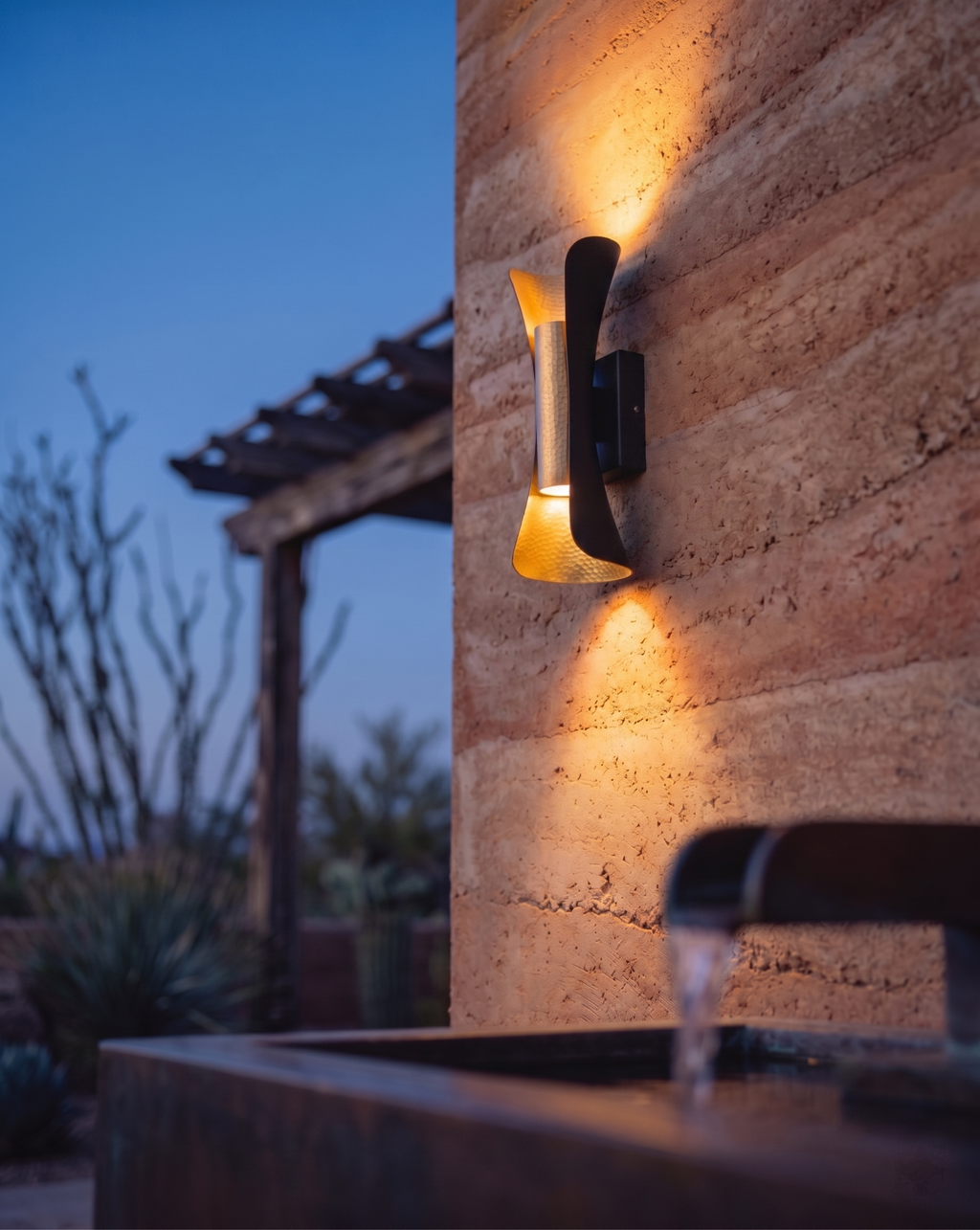 Wall Light | HUGEL - Körven Studio