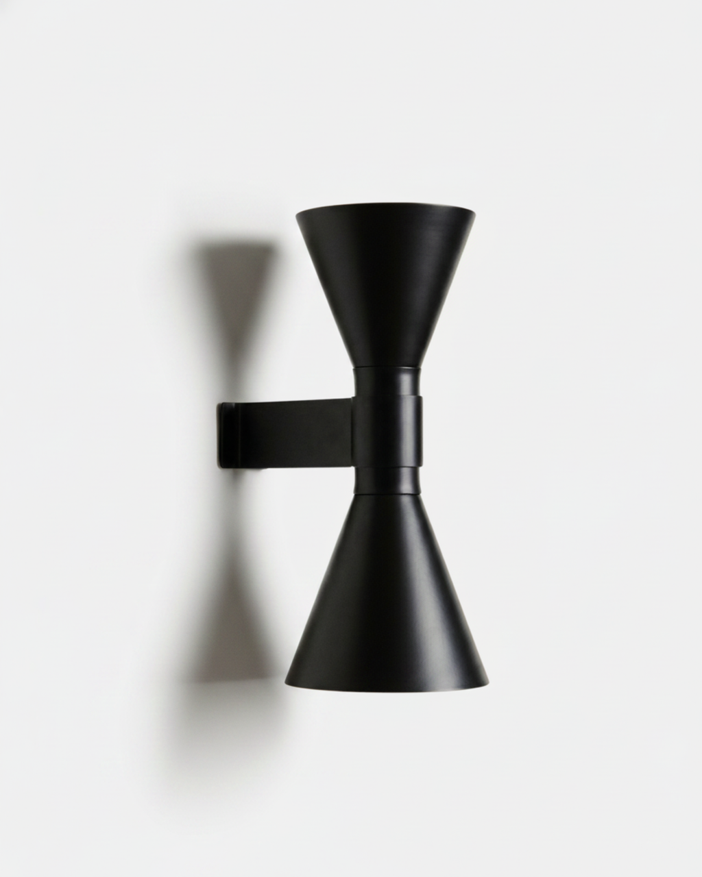 Wall Light | RIVO - Körven Studio