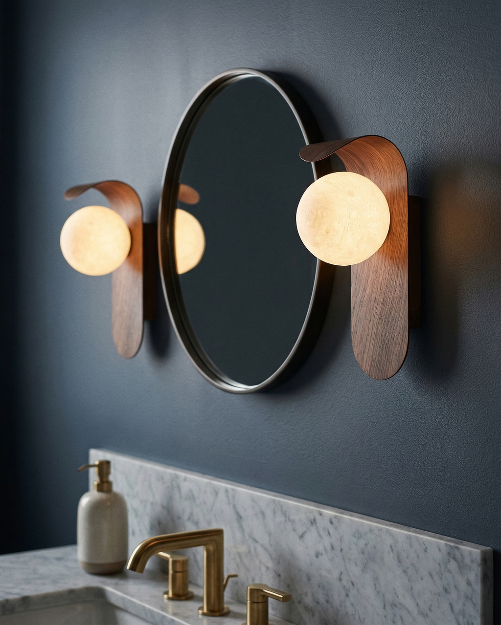 Wall Light | VENO - Körven Studio